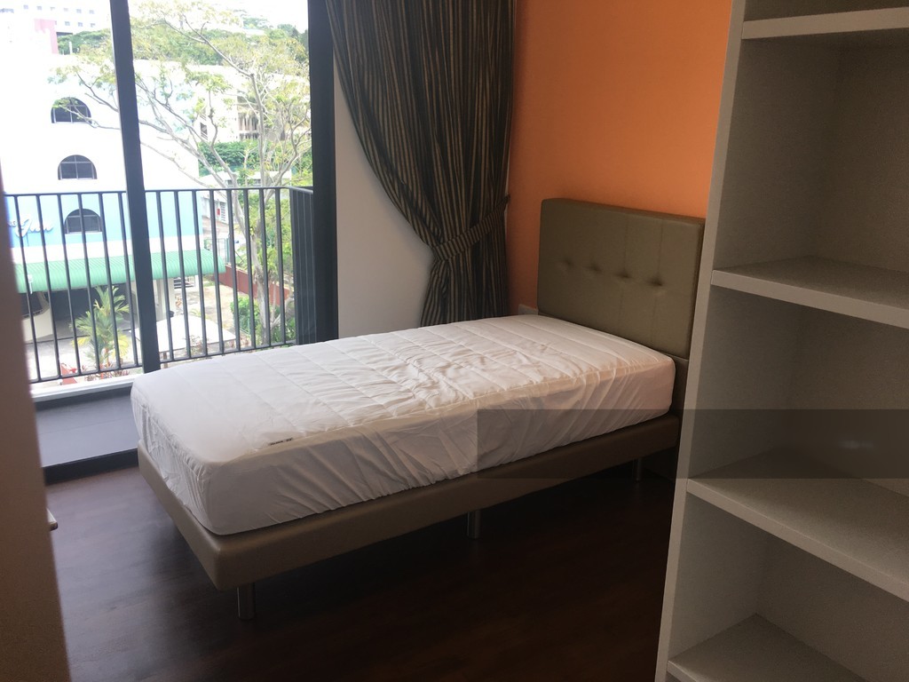 Village @ Pasir Panjang (D5), Condominium #140318442